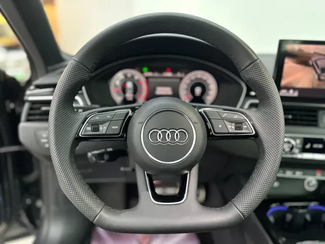 Audi A4L — Фото автомобиля 8