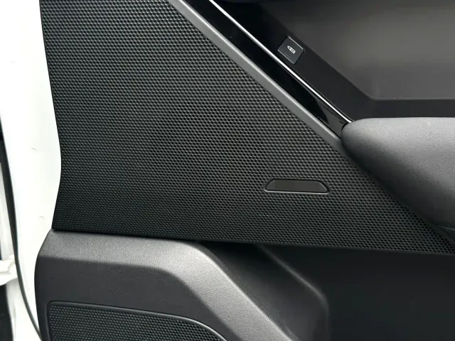 Land Rover Range Rover Velar — Фото автомобиля 9