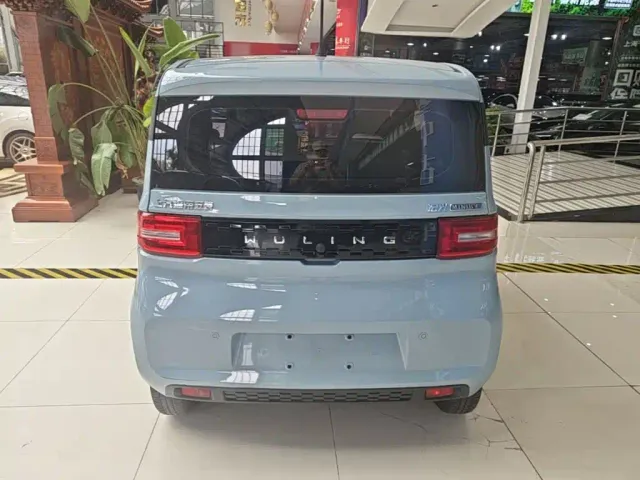 Wuling Hongguang Mini EV — Фото автомобиля 5