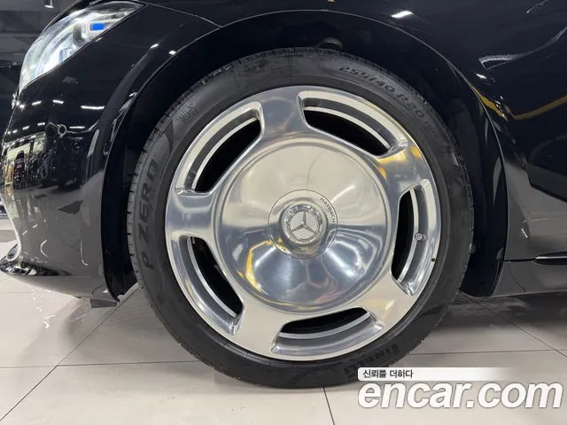 Mercedes-Benz S-Class — Фото автомобиля 15