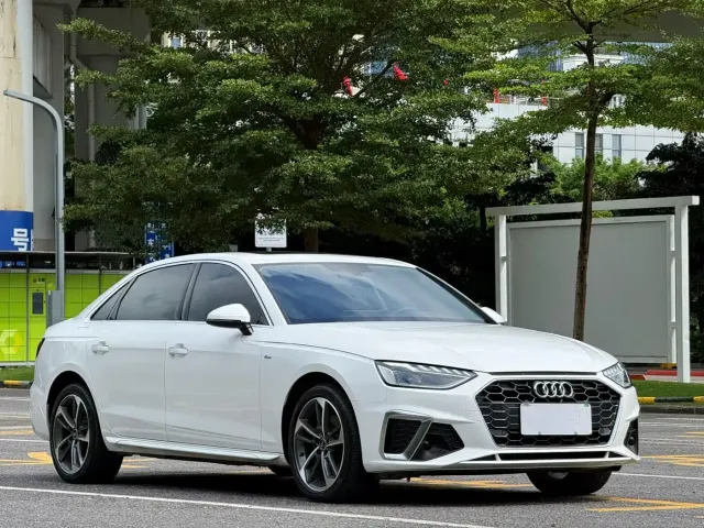 Audi A4L — Фото автомобиля 2