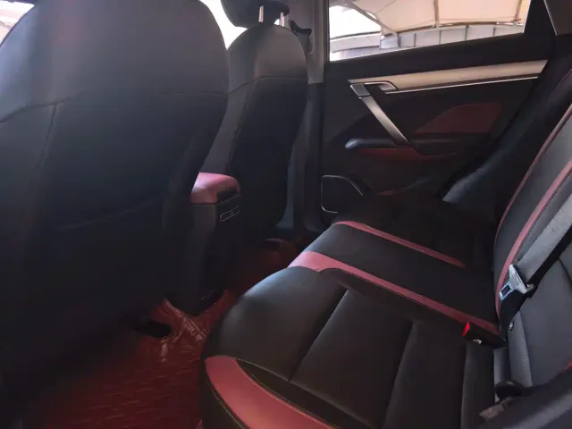 Geely Binyue 2021 1.4T DCT Diamond Edition — Фото автомобиля 10