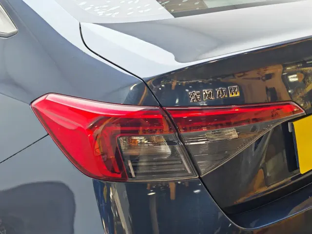 Honda Civic — Фото автомобиля 8
