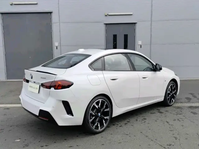 BMW 2 Series — Фото автомобиля 5