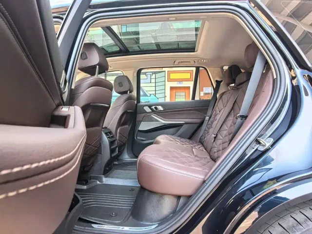 BMW X5 — Фото автомобиля 6