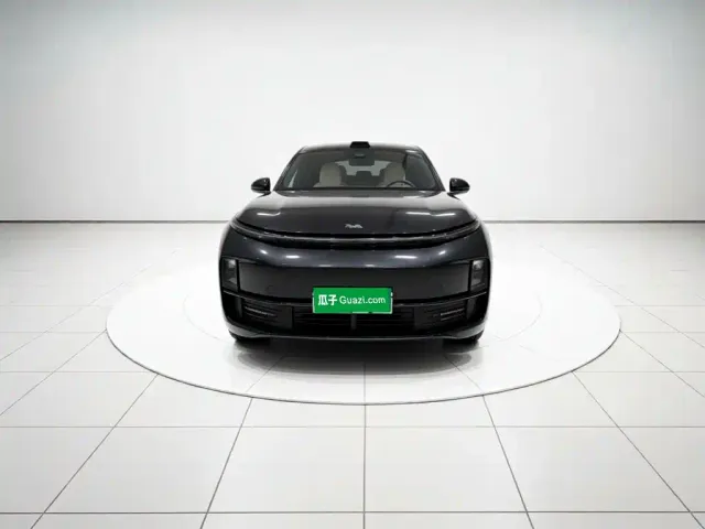 Li Auto L9 — Фото автомобиля 2