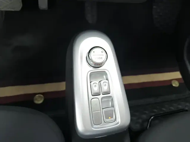 Changan Lumin — Фото автомобиля 13