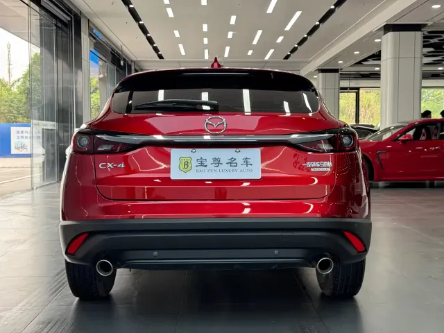 Mazda CX-4 — Фото автомобиля 4