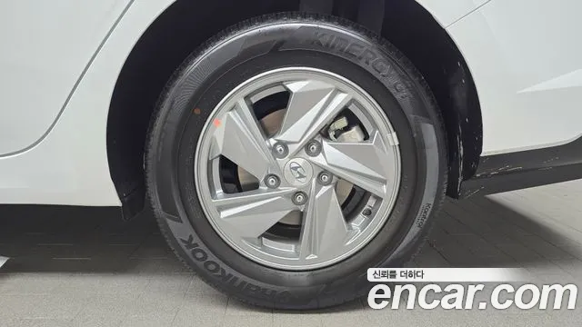 Hyundai Avante — Фото автомобиля 6