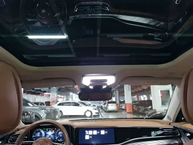 Hongqi H9 — Фото автомобиля 17