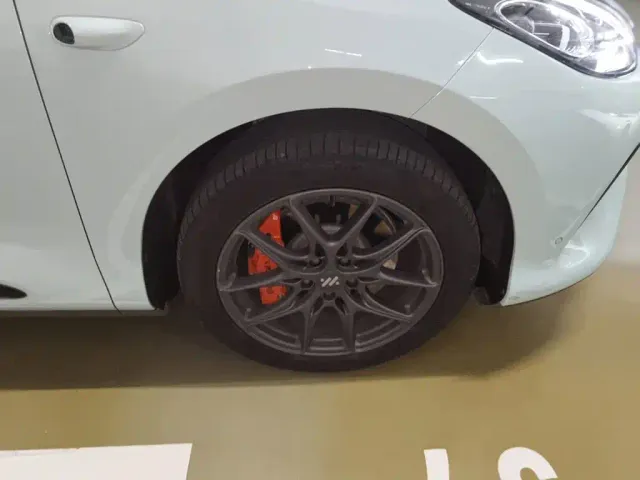 IM Motors LS6 — Фото автомобиля 25