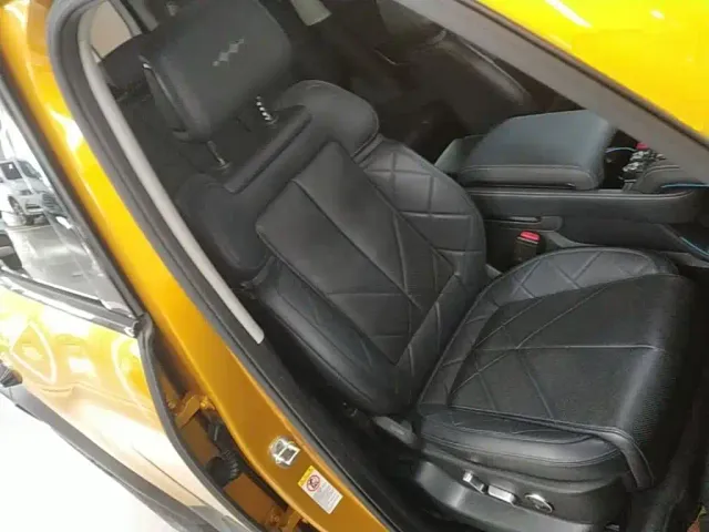 BYD FangChengBao Leopard 5 — Фото автомобиля 24