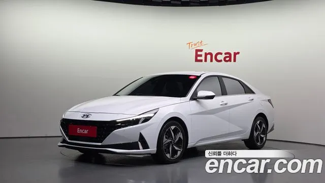 Фотография автомобиля — Hyundai Avante CN7
