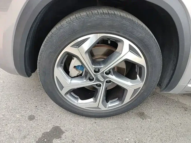 Geely Xingyue L — Фото автомобиля 22