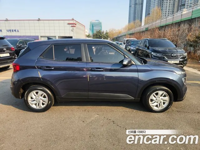 Фотография автомобиля — Hyundai Venue