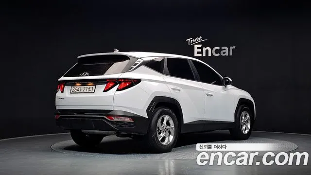 Hyundai Tucson Tucson (NX4) Бензин 1.6 турбо 2WD — Фото автомобиля 2