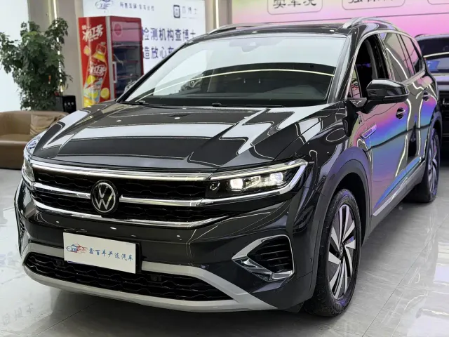 Фотография автомобиля — Volkswagen Talagon