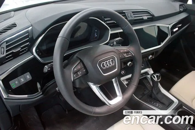 Audi Q3 40 TFSI quattro Premium — Фото автомобиля 12