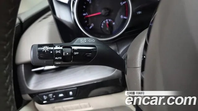 Kia Carnival 4th Gen — Фото автомобиля 28
