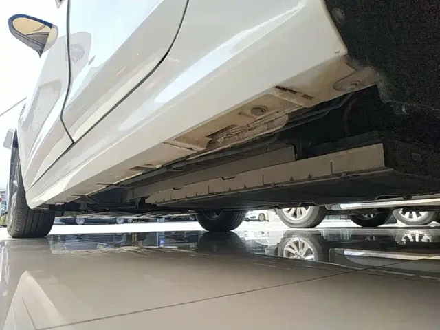 BYD Qin PLUS — Фото автомобиля 21