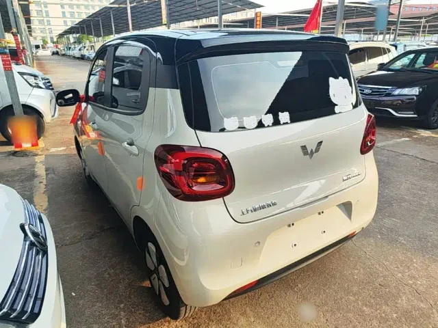Wuling Hongguang Mini EV — Фото автомобиля 4