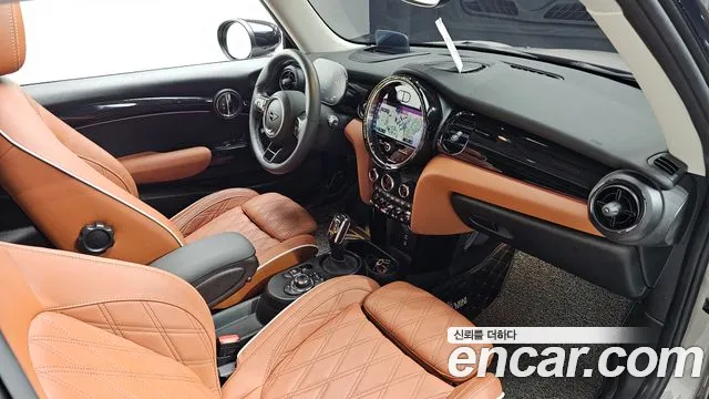 Mini Cooper — Фото автомобиля 12