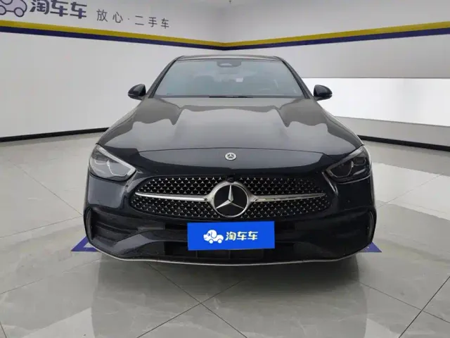 Mercedes-Benz C-Class — Фото автомобиля 2