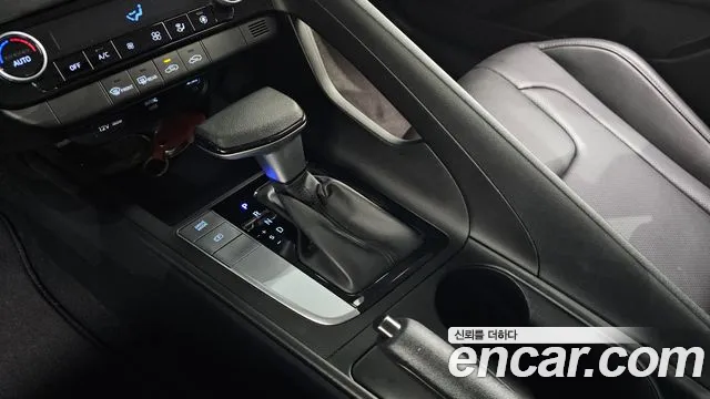 Hyundai Avante CN7 — Фото автомобиля 9