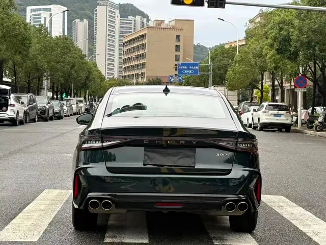 Chery Arrizo 8 — Фото автомобиля 6