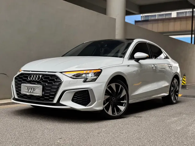 Фотография автомобиля — Audi A3