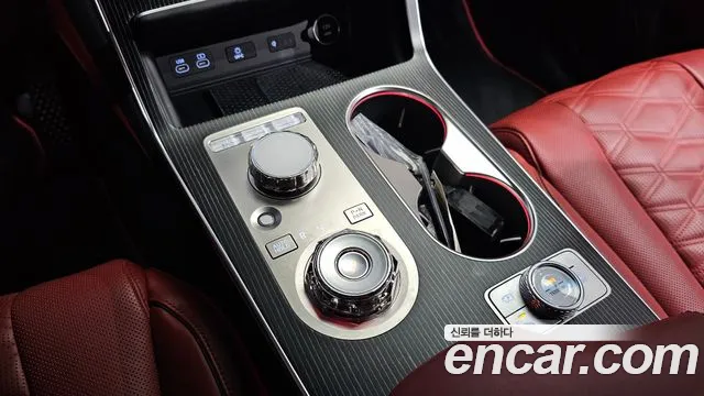 Genesis GV80 — Фото автомобиля 7