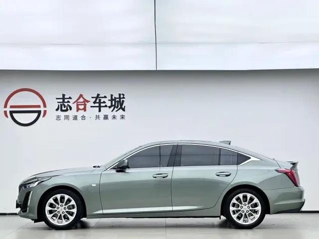 Cadillac CT5 — Фото автомобиля 3