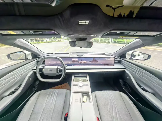 Geely Galaxy E8 — Фото автомобиля 4