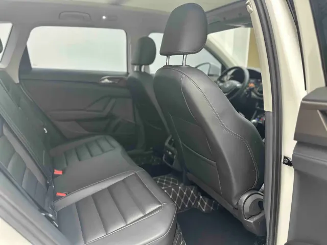 Volkswagen Tharu — Фото автомобиля 16