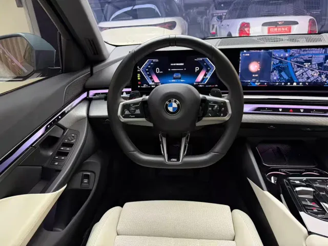 BMW 5 Series — Фото автомобиля 3