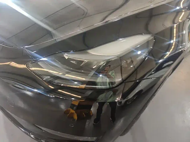Tesla Model Y — Фото автомобиля 23