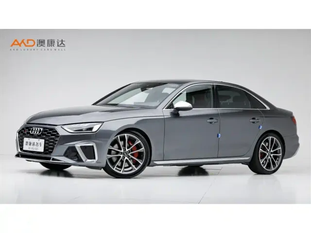 Фотография автомобиля — Audi S4