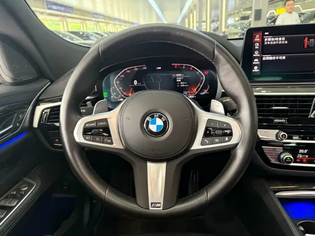 BMW 6 Series Gran Turismo — Фото автомобиля 7