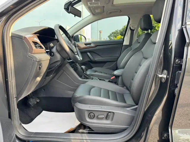 Volkswagen Tharu — Фото автомобиля 4