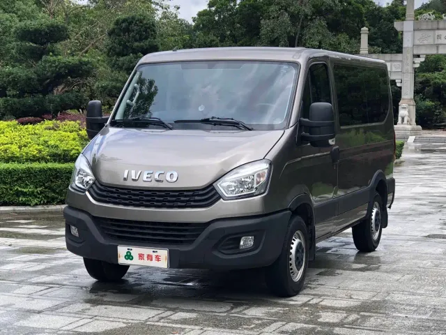 Фотография автомобиля — Iveco Daily