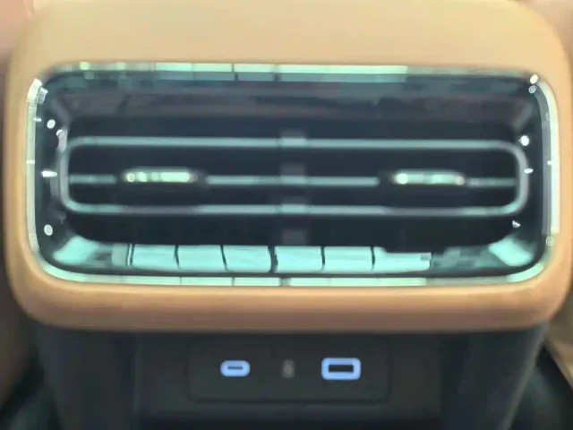 Geely Galaxy Xingyao 8 — Фото автомобиля 8