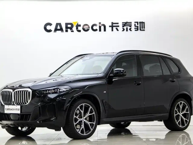 Фотография автомобиля — BMW X5