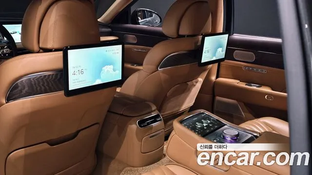 Genesis G90 Бензин 3.5 турбо AWD — Фото автомобиля 17