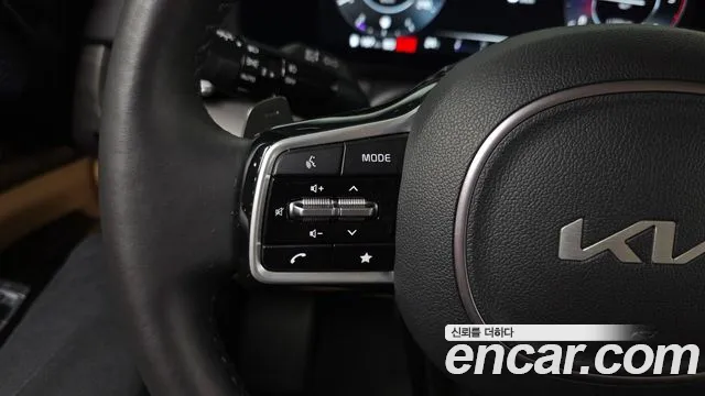 Kia Canival Carnival 4 поколение Дизель 9 мест Signature — Фото автомобиля 17