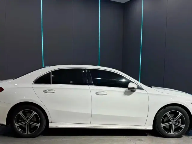 Mercedes-Benz A-Class — Фото автомобиля 5