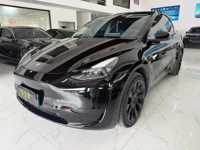 Фотография автомобиля — Tesla Model Y