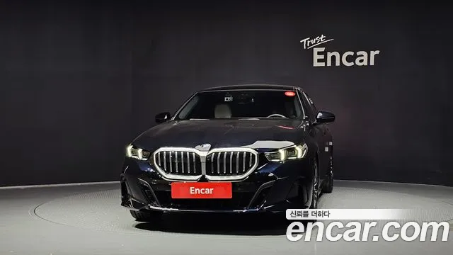 BMW 5 Series G60 — Фото автомобиля 3