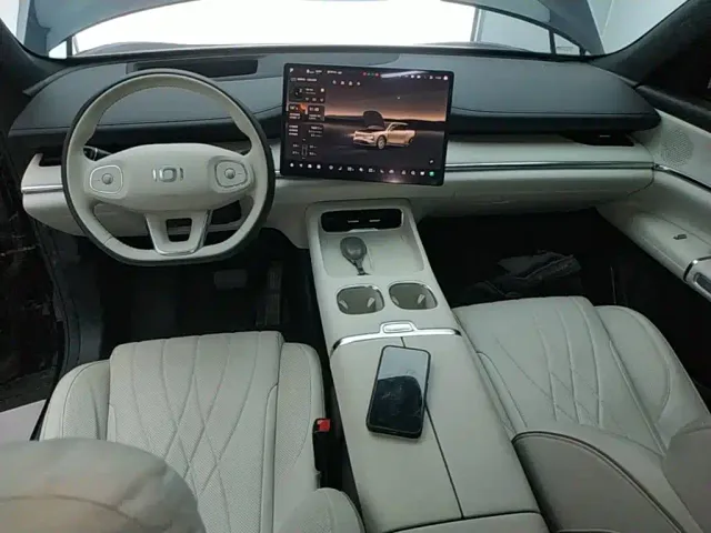 Changan Qiyuan Q07 — Фото автомобиля 9