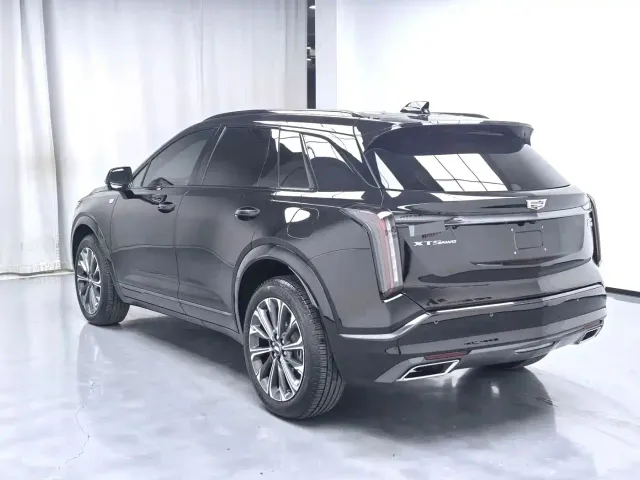 Cadillac XT5 — Фото автомобиля 11