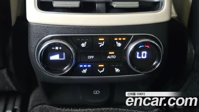 Genesis GV70 2.5T Бензин AWD — Фото автомобиля 19